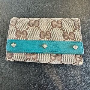 Authentic Vintage Gucci 120925 GG Monogram Studded 6-Ring Key Holder